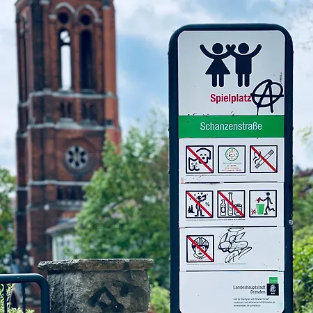 Stariva - Terrasse Ueber - Kaffeemachine - Netflix - Brettspiele * Dresden