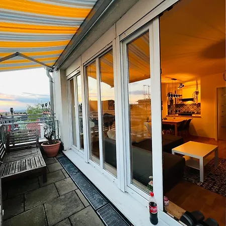 Stariva - Terrasse Ueber - Kaffeemachine - Netflix - Brettspiele